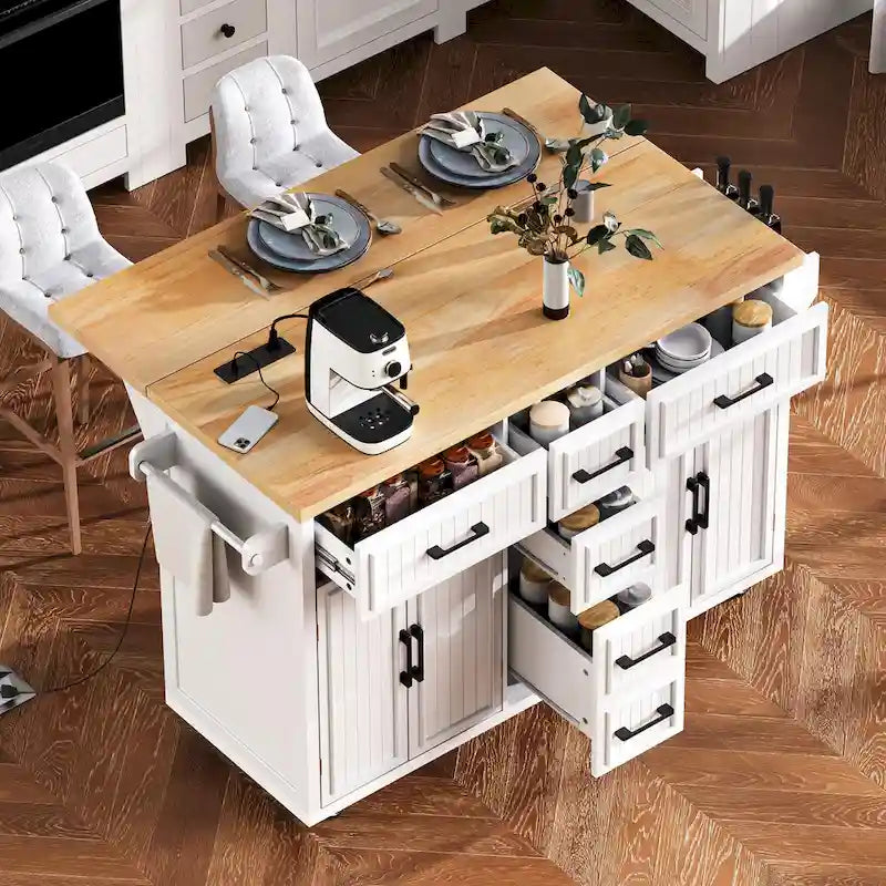 Desserte de cuisine roulante — avec un comptoir rabattable et des prises électriques ; îlot de cuisine de 143,5 cm avec 4 portes d'armoire et 5 tiroirs profonds