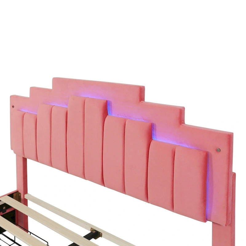Lit plateforme tapissé