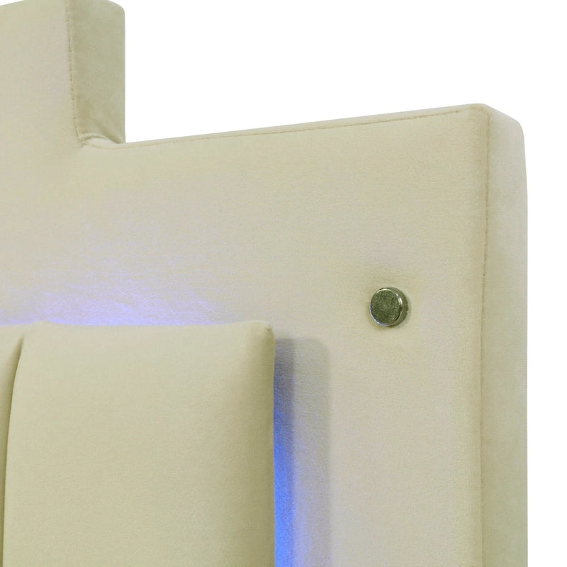 Lit plateforme tapissé