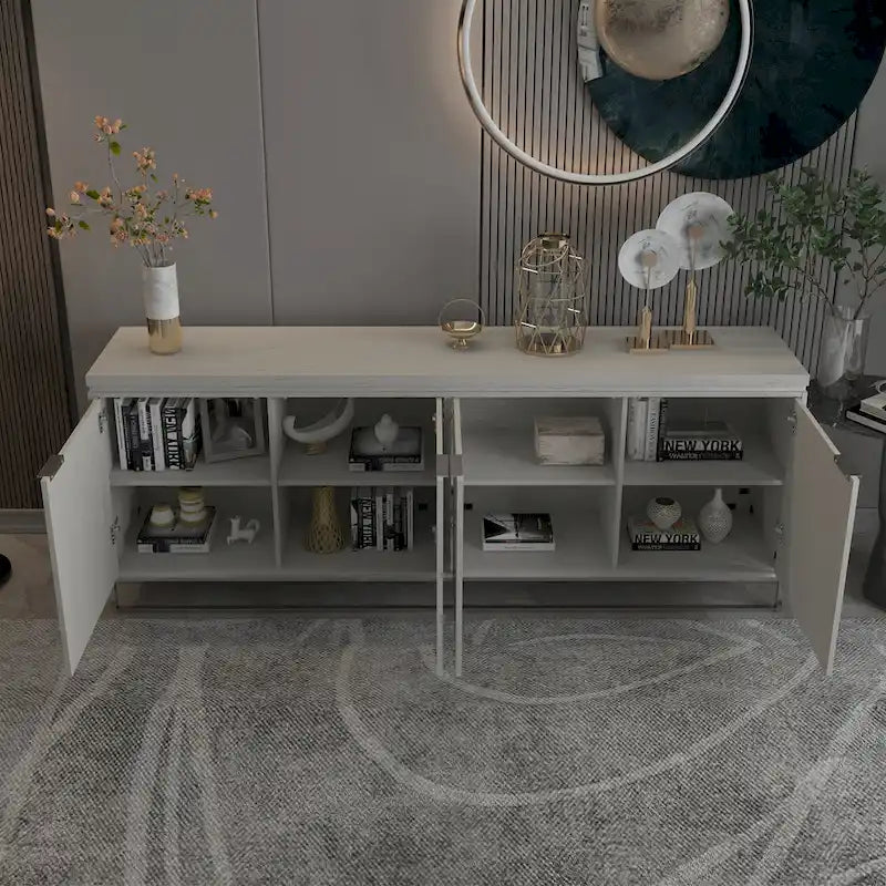 Meuble décoratif en bois à quatre portes